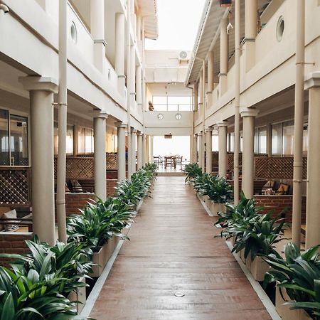 Neevana Hotel Hikkaduwa Eksteriør billede