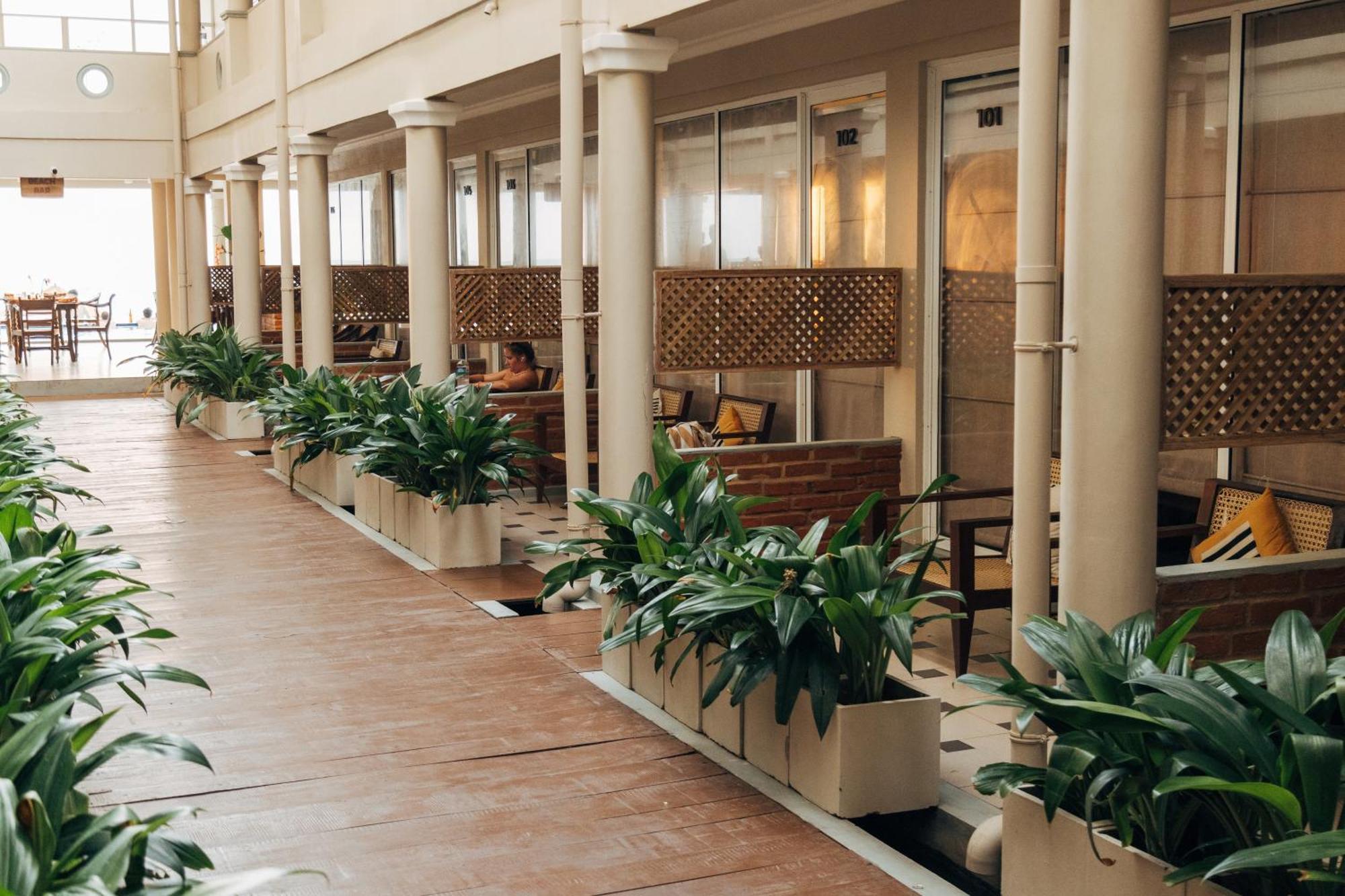 Neevana Hotel Hikkaduwa Eksteriør billede