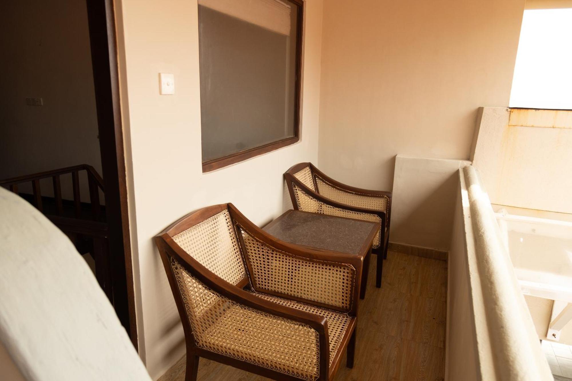 Neevana Hotel Hikkaduwa Eksteriør billede